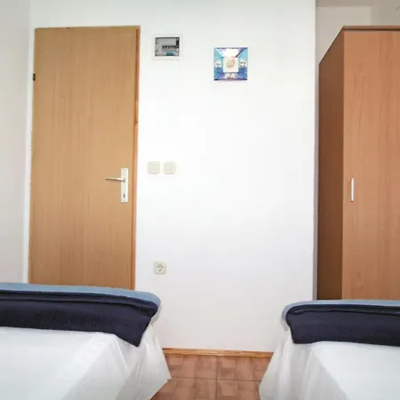 Apartment 5824c *